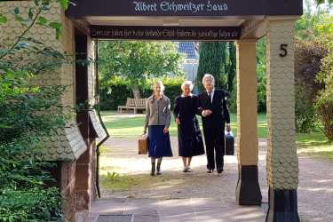 20 Jahre Albert-Schweitzer-Haus 20 Jahre Albert-Schweitzer-Haus