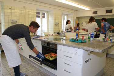 Was gehört auf den kindlichen Speiseplan? Was gehört auf den kindlichen Speiseplan?