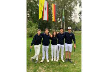 Jugend trainiert: Golfer im Bundesfinale auf Platz 10 Jugend trainiert: Golfer im Bundesfinale auf Platz 10