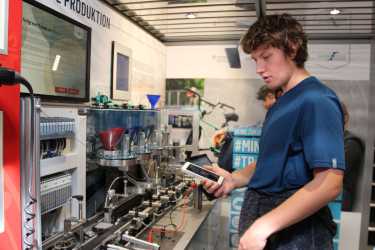 Discover-Industry-Truck zu Besuch in Königsfeld  Discover-Industry-Truck zu Besuch in Königsfeld