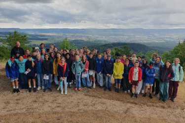 Unvergessliche Abenteuer am Hohenstaufen – Die Klassenfahrt der 6a, 6b und 6c Unvergessliche Abenteuer am Hohenstaufen – Die Klassenfahrt der 6a, 6b und 6c