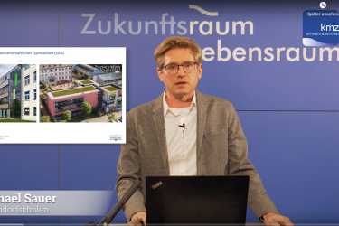 Berufliche Gymnasien stellen sich im Landratsamt virtuell vor Berufliche Gymnasien stellen sich im Landratsamt virtuell vor