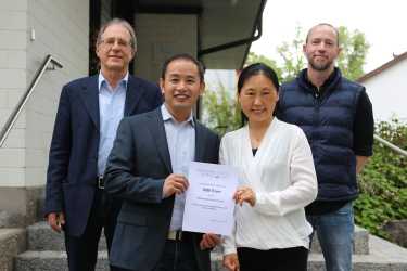 Großzügige Spende der Bildungsberatung Ouyang Großzügige Spende der Bildungsberatung Ouyang