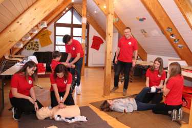 Schulsanitäter haben Prüfung abgelegt Schulsanitäter haben Prüfung abgelegt