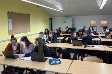 Interaktive Wissensvermittlung zur US-Wahl Interaktive Wissensvermittlung zur US-Wahl