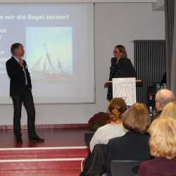 Jahrestagung des Evangelischen Schulbundes Südwestdeutschland an den Zinzendorfschulen Jahrestagung des Evangelischen Schulbundes Südwestdeutschland an den Zinzendorfschulen