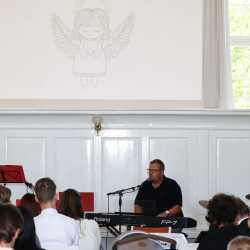 Jede Menge Preise für Abiturient*innen der Zinzendorfschulen Jede Menge Preise für Abiturient*innen der Zinzendorfschulen