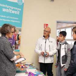 JOBwärts! schafft Durchblick im Dickicht der Berufswelt JOBwärts! schafft Durchblick im Dickicht der Berufswelt