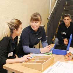 JOBwärts! schafft Durchblick im Dickicht der Berufswelt JOBwärts! schafft Durchblick im Dickicht der Berufswelt