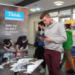 JOBwärts! schafft Durchblick im Dickicht der Berufswelt JOBwärts! schafft Durchblick im Dickicht der Berufswelt