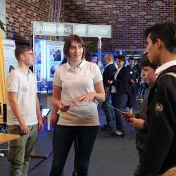 JOBwärts! schafft Durchblick im Dickicht der Berufswelt JOBwärts! schafft Durchblick im Dickicht der Berufswelt