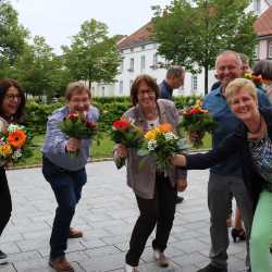 Jubilare gestalten und prägen die Zinzendorfschulen Jubilare gestalten und prägen die Zinzendorfschulen