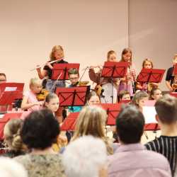 Junge Musikerinnen und Musiker überzeugen bei Sommerserenade Junge Musikerinnen und Musiker überzeugen bei Sommerserenade