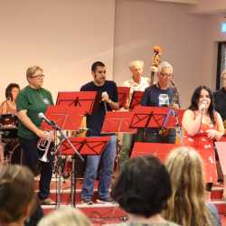 Junge Musikerinnen und Musiker überzeugen bei Sommerserenade Junge Musikerinnen und Musiker überzeugen bei Sommerserenade