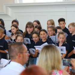 Kirchensaal wird zur Kulisse von Unterwelt und strahlenden Helden Kirchensaal wird zur Kulisse von Unterwelt und strahlenden Helden