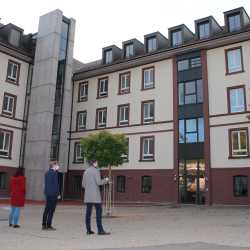 Kirchgemeinde- und Ältestenrat besichtigen Haus Spangenberg Kirchgemeinde- und Ältestenrat besichtigen Haus Spangenberg