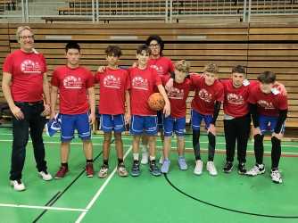Königsfelder Basketballer qualifizieren sich für nächste Runde Königsfelder Basketballer qualifizieren sich für nächste Runde