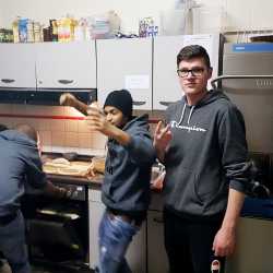 Make Food not War - Multikulturelles Kochen im Jugendhaus K3 Make Food not War - Multikulturelles Kochen im Jugendhaus K3