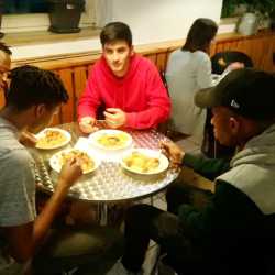 Make Food not War - Multikulturelles Kochen im Jugendhaus K3 Make Food not War - Multikulturelles Kochen im Jugendhaus K3