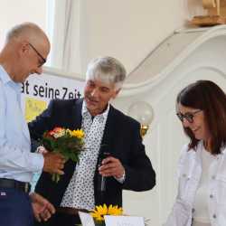 Mit der Mittleren Reife in der Tasche sind 37 Absolventen der Zinzendorfschulen „nicht zu halten“ Mit der Mittleren Reife in der Tasche sind 37 Absolventen der Zinzendorfschulen „nicht zu halten“