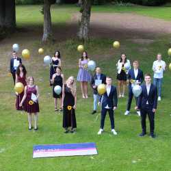 Mit viel Mut die Segel gesetzt – 41 Absolventen der beruflichen Gymnasien bestehen ihr Abitur Mit viel Mut die Segel gesetzt – 41 Absolventen der beruflichen Gymnasien bestehen ihr Abitur