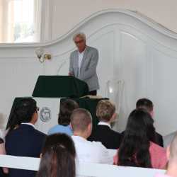 Mittlere Reife für Absolvent*innen von Berufsfachschule und Realschule der Zinzendorfschulen Mittlere Reife für Absolvent*innen von Berufsfachschule und Realschule der Zinzendorfschulen