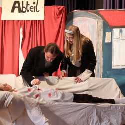 „Mord im Orient-Express“ – Spannung, Talent und Leidenschaft auf der Bühne „Mord im Orient-Express“ – Spannung, Talent und Leidenschaft auf der Bühne