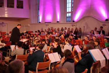 Musik verbindet: Ein unvergesslicher Abend als Auftakt zu den Frühlingskonzerten Musik verbindet: Ein unvergesslicher Abend als Auftakt zu den Frühlingskonzerten