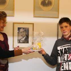 Neun Gewinner freuen sich über die Preise bei der JOBwärts-Tombola Neun Gewinner freuen sich über die Preise bei der JOBwärts-Tombola