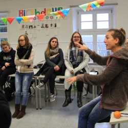 Präventionstheater gastiert mit Stück über Ess-Störungen Präventionstheater gastiert mit Stück über Ess-Störungen