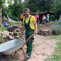 Projekttage bieten bunte Vielfalt beim „Markt der Möglichkeiten“ Projekttage bieten bunte Vielfalt beim „Markt der Möglichkeiten“