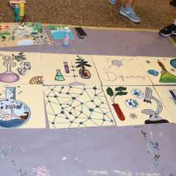 Projekttage bieten bunte Vielfalt beim „Markt der Möglichkeiten“ Projekttage bieten bunte Vielfalt beim „Markt der Möglichkeiten“