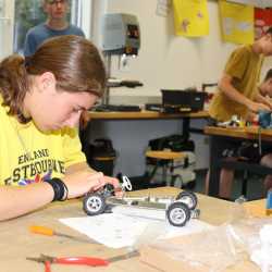 Projekttage bieten bunte Vielfalt beim „Markt der Möglichkeiten“ Projekttage bieten bunte Vielfalt beim „Markt der Möglichkeiten“