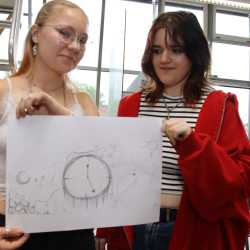 Projekttage bieten bunte Vielfalt beim „Markt der Möglichkeiten“ Projekttage bieten bunte Vielfalt beim „Markt der Möglichkeiten“