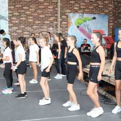 Projekttage münden in kunterbuntem Schulfest Projekttage münden in kunterbuntem Schulfest