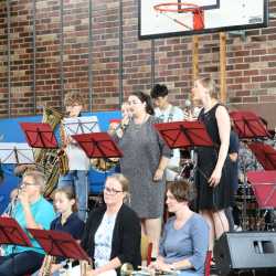 Projekttage münden in kunterbuntem Schulfest Projekttage münden in kunterbuntem Schulfest