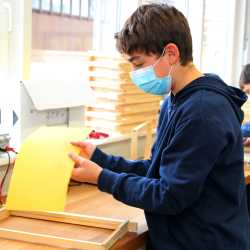 Realschüler lernen bei fachübergreifendem Projekt alles über Wachs Realschüler lernen bei fachübergreifendem Projekt alles über Wachs