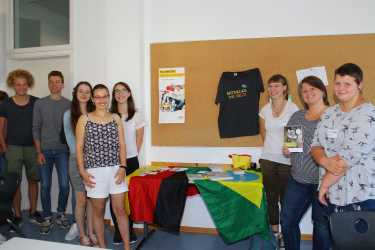 Referenten stellen Freiwilligendienste und Auslandsaufenthalte vor Referenten stellen Freiwilligendienste und Auslandsaufenthalte vor