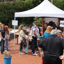 Schulfest der Zinzendorfschulen mit Blick in die Zukunft: Neue Sporthalle vorgestellt Schulfest der Zinzendorfschulen mit Blick in die Zukunft: Neue Sporthalle vorgestellt