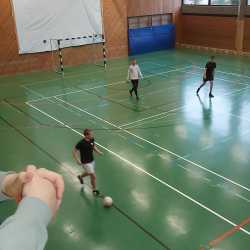 Schulpokal: SWG1 gewinnt Fußball-Turnier, ZG1 liegt in Gesamtwertung vorn Schulpokal: SWG1 gewinnt Fußball-Turnier, ZG1 liegt in Gesamtwertung vorn