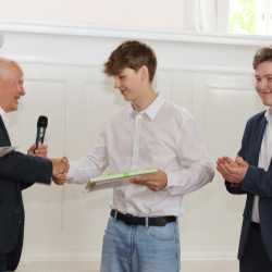 Sechs Einser-Abis an den Zinzendorfgymnasien Sechs Einser-Abis an den Zinzendorfgymnasien