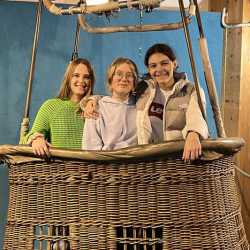 Siebtklässler haben Spaß im Schnee Siebtklässler haben Spaß im Schnee