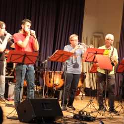 Sommerserenade mit Überraschung Sommerserenade mit Überraschung