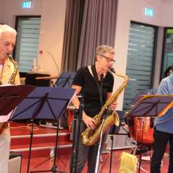 Sommerserenade verbreitet trotz launischem Wetter Sommerlaune Sommerserenade verbreitet trotz launischem Wetter Sommerlaune