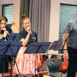 Sommerserenade verbreitet trotz launischem Wetter Sommerlaune Sommerserenade verbreitet trotz launischem Wetter Sommerlaune