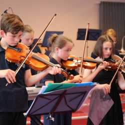 Sommerserenade verbreitet trotz launischem Wetter Sommerlaune Sommerserenade verbreitet trotz launischem Wetter Sommerlaune