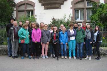 Sozialmanagement-Kurs trifft sich mit einer Gruppe der Diakonie Donaueschingen Sozialmanagement-Kurs trifft sich mit einer Gruppe der Diakonie Donaueschingen