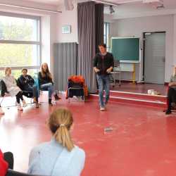 Spielerischer Zugang zum ernsten Thema Spielerischer Zugang zum ernsten Thema