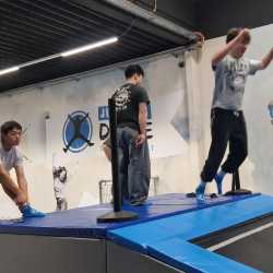 Sprung in die Gemeinschaft – Ein unvergesslicher Tag im Jumping Dome Sprung in die Gemeinschaft – Ein unvergesslicher Tag im Jumping Dome