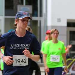 Stadtlauf Villingen: Fünf Zinzendorf-Sportler*innen schaffen jeweils 12 Runden Stadtlauf Villingen: Fünf Zinzendorf-Sportler*innen schaffen jeweils 12 Runden